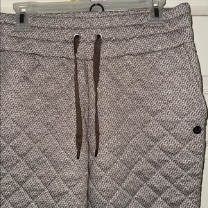 Jones New York Brown Quilted Fabric pants